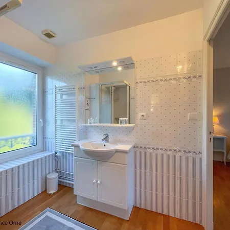 Duplex Au Coeur Du Pays Des Haras Avec Jardin Paisible Et Wifi - Fr-1-497-114